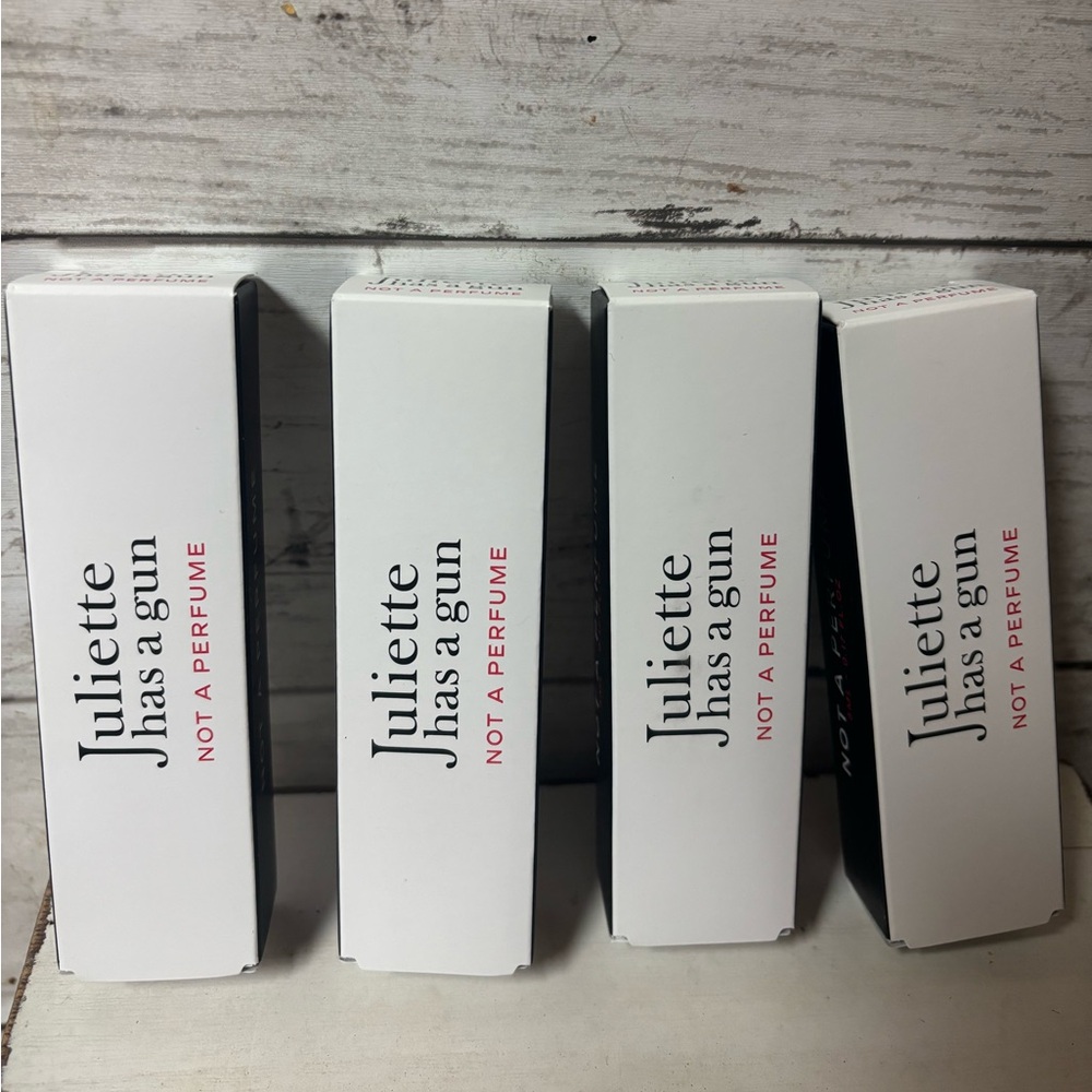 Jhag not a perfume bundle